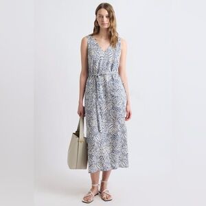 RW&CO. Midi shift style dress V neck fro t/back pockets tie belt floral print